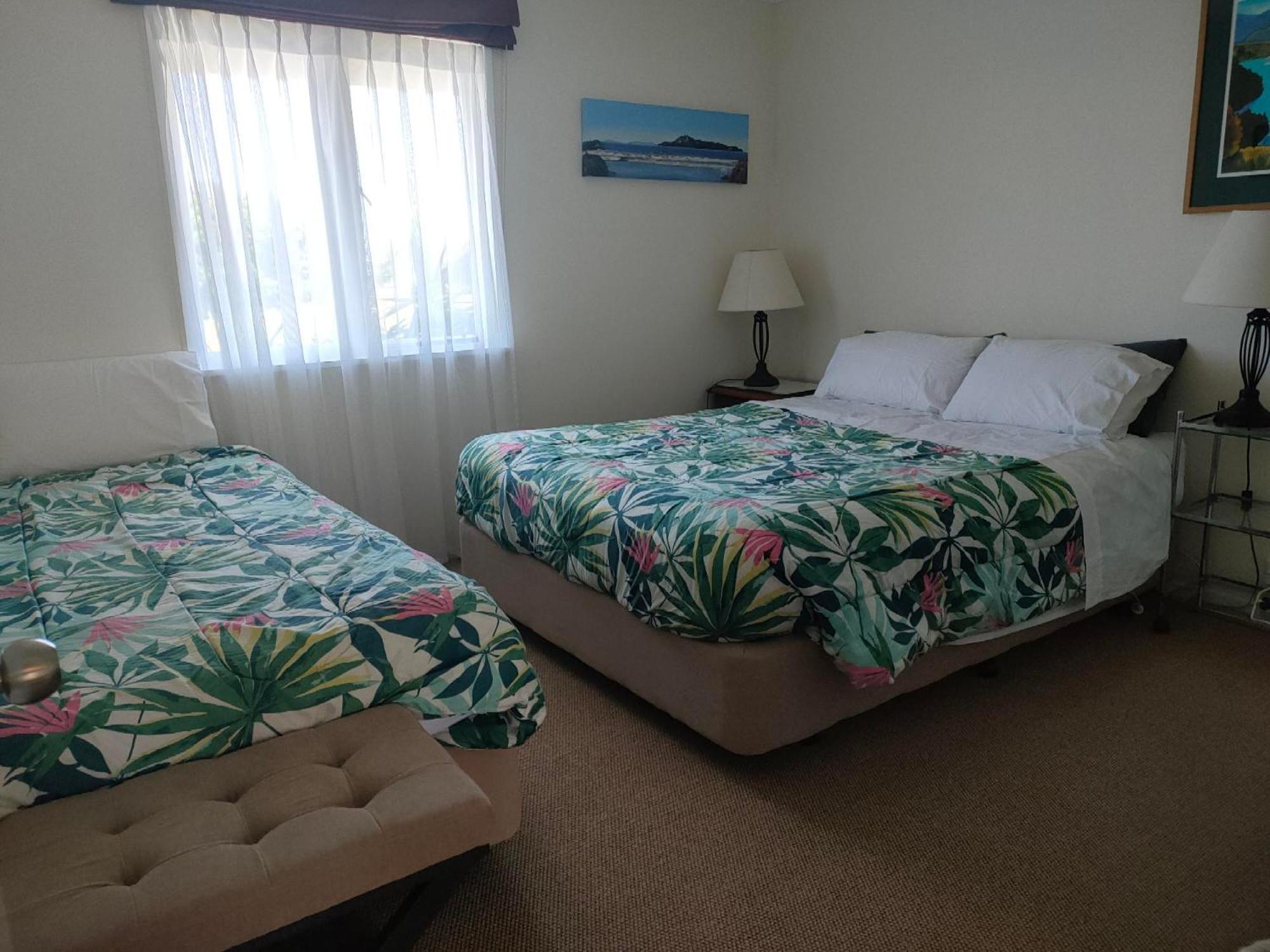 Mangawhai Lodge Екстериор снимка