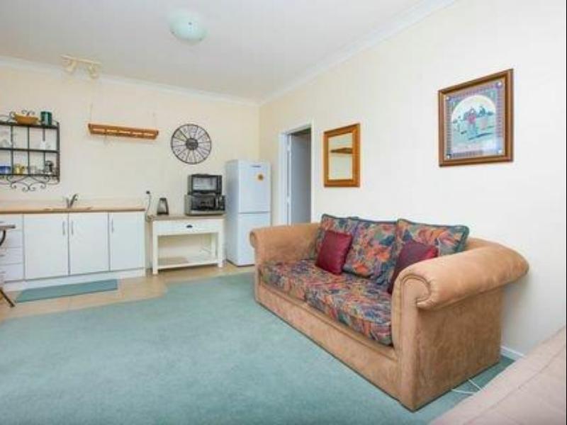 Mangawhai Lodge Екстериор снимка