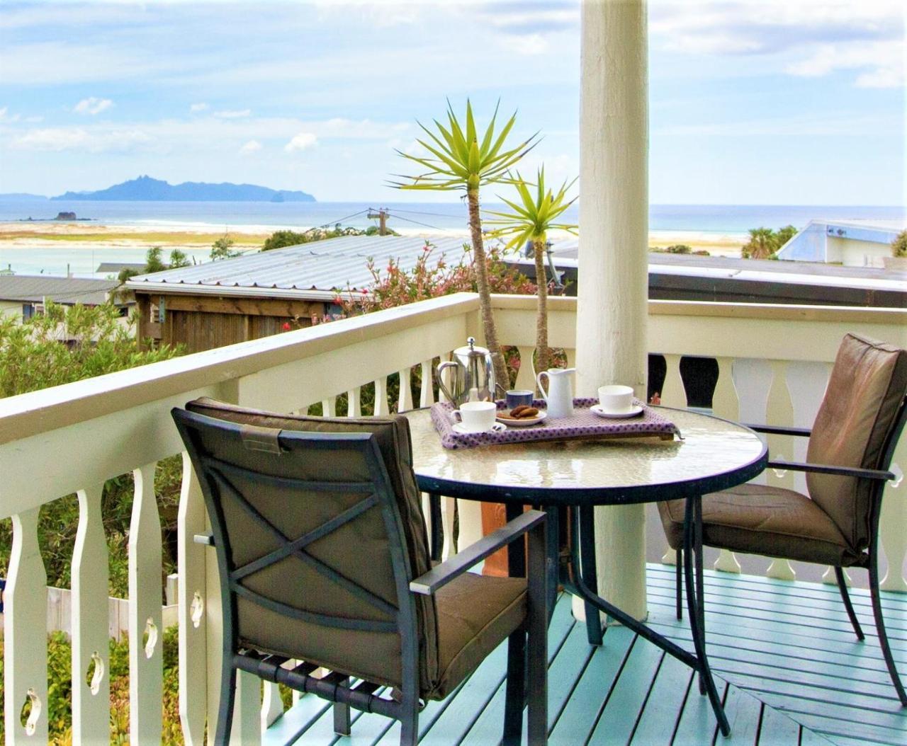 Mangawhai Lodge Екстериор снимка