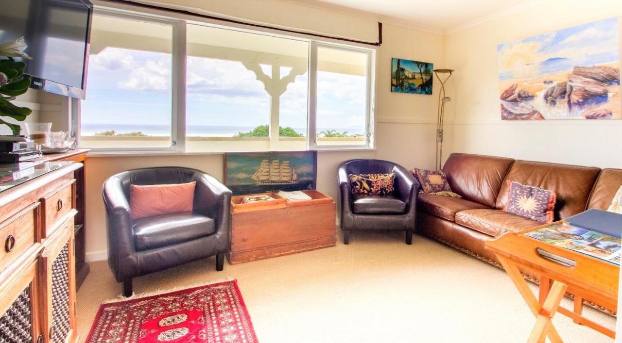 Mangawhai Lodge Екстериор снимка